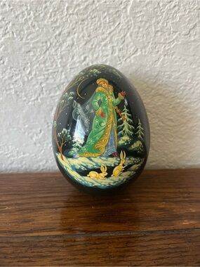 Hand-Painted Russian Snow Maiden Lacquer Black Egg